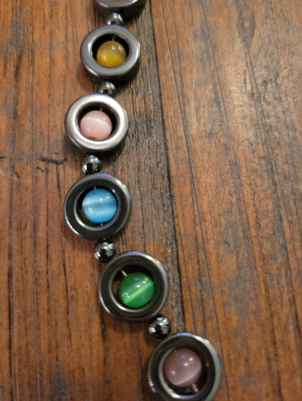 Magnetic Cats Eye Beaded Necklace - Picture 3 of 4